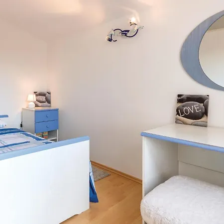 Apartment Stunning In With Kitchen